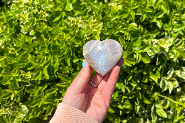 Moonstone Flashy Crystal Heart Carving