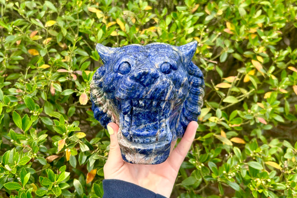 Tiger Head Crystal Carving