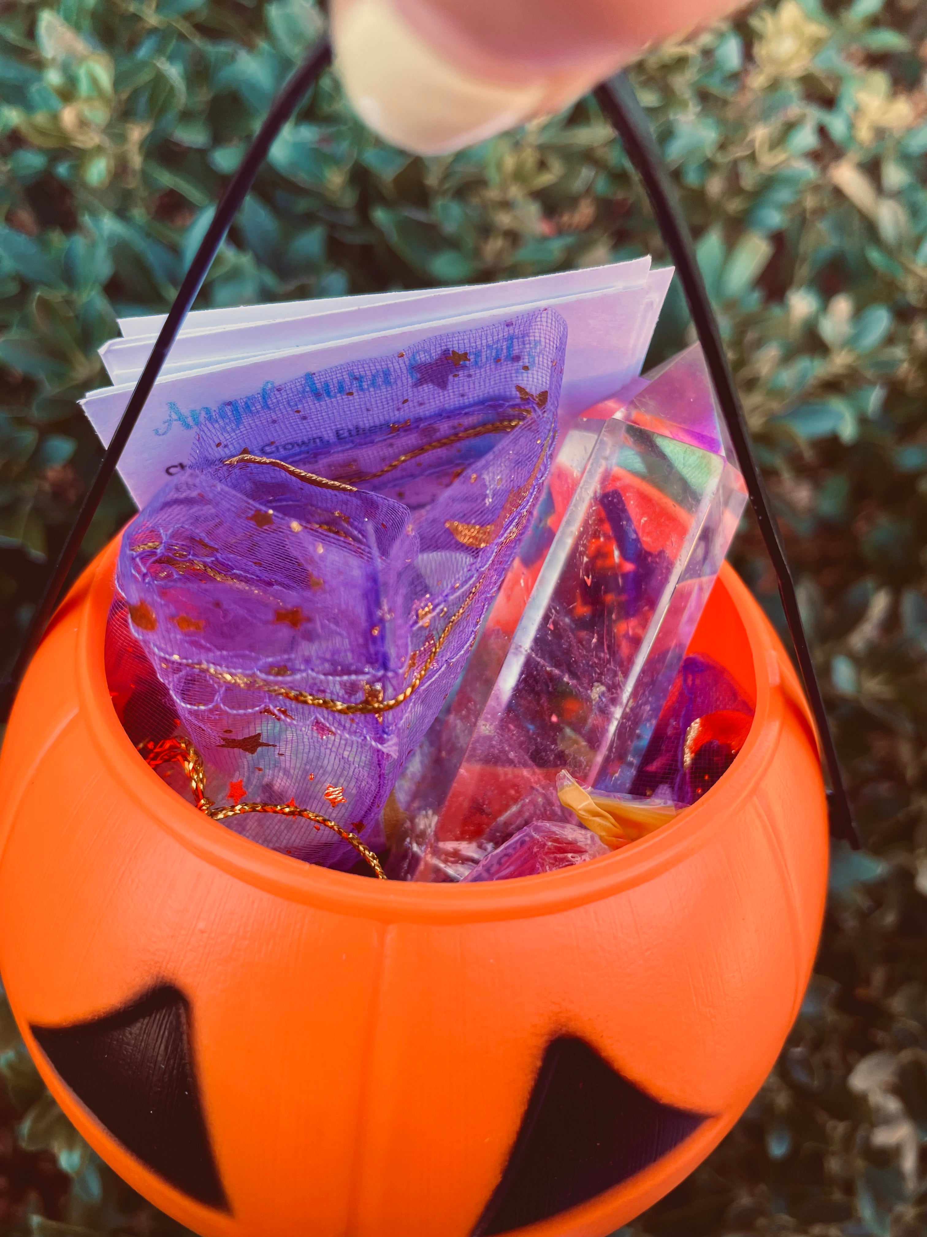 TRICK OR TREAT Crystal "Mystery" Baskets