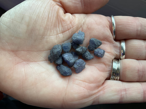 Tanzanite Raw Stones