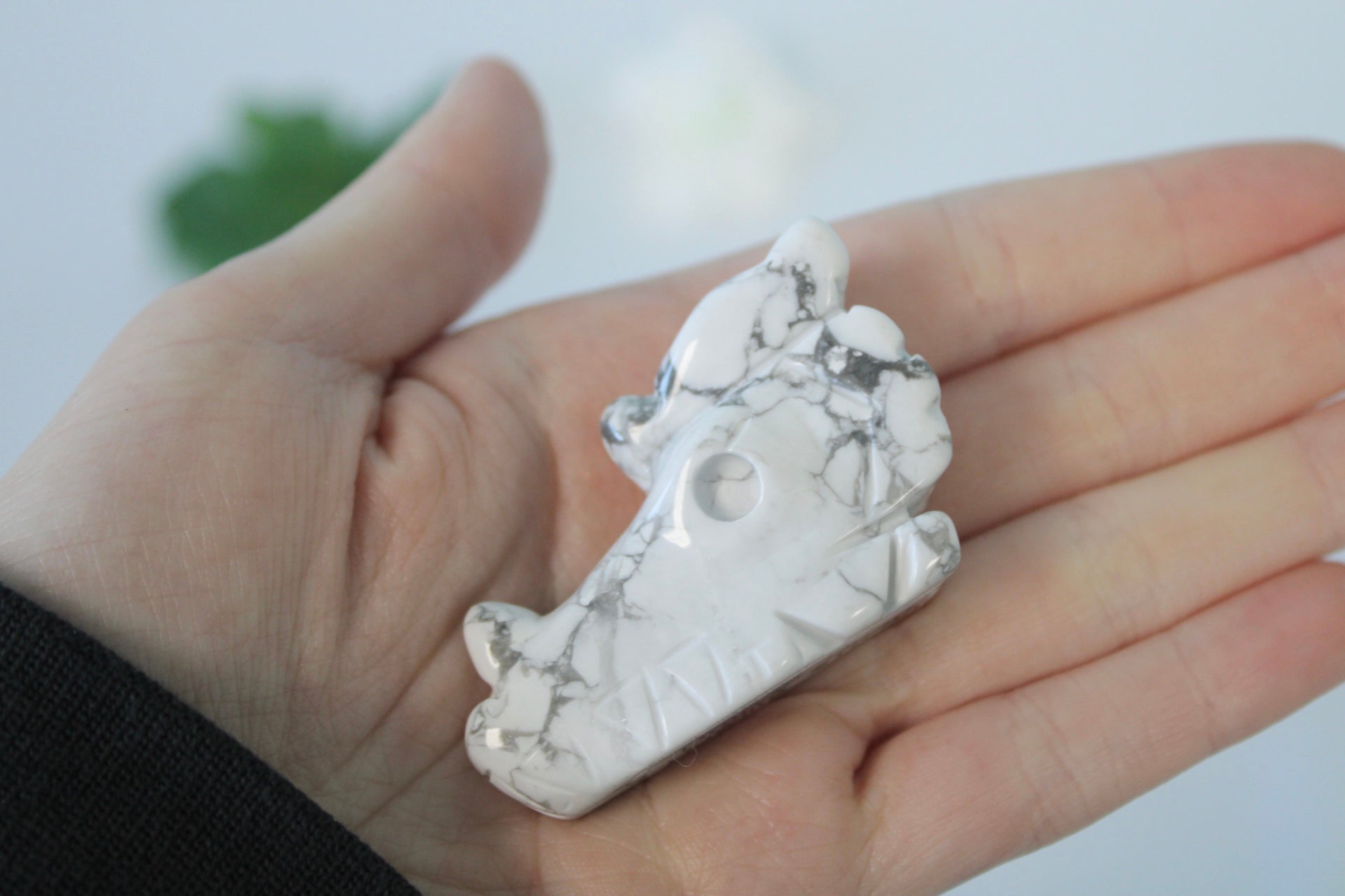 Dragon Head Crystal Carving