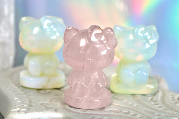 Hello Kitty Crystal Carving