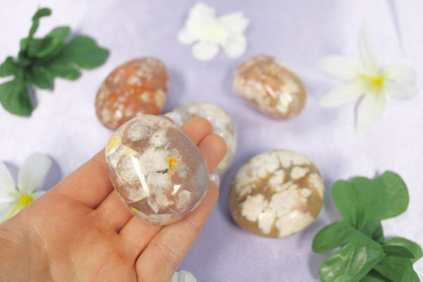 Flower Agate Palm Stone