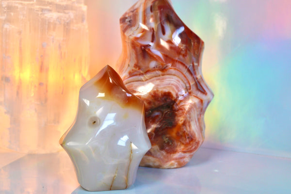 Carnelian Flame Standing Stone