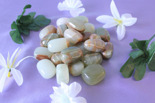 Green Onyx Tumblestone