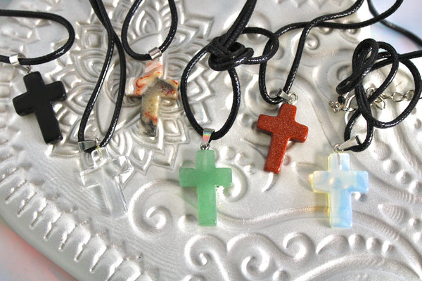 Cross Crystal Pendant/Necklace