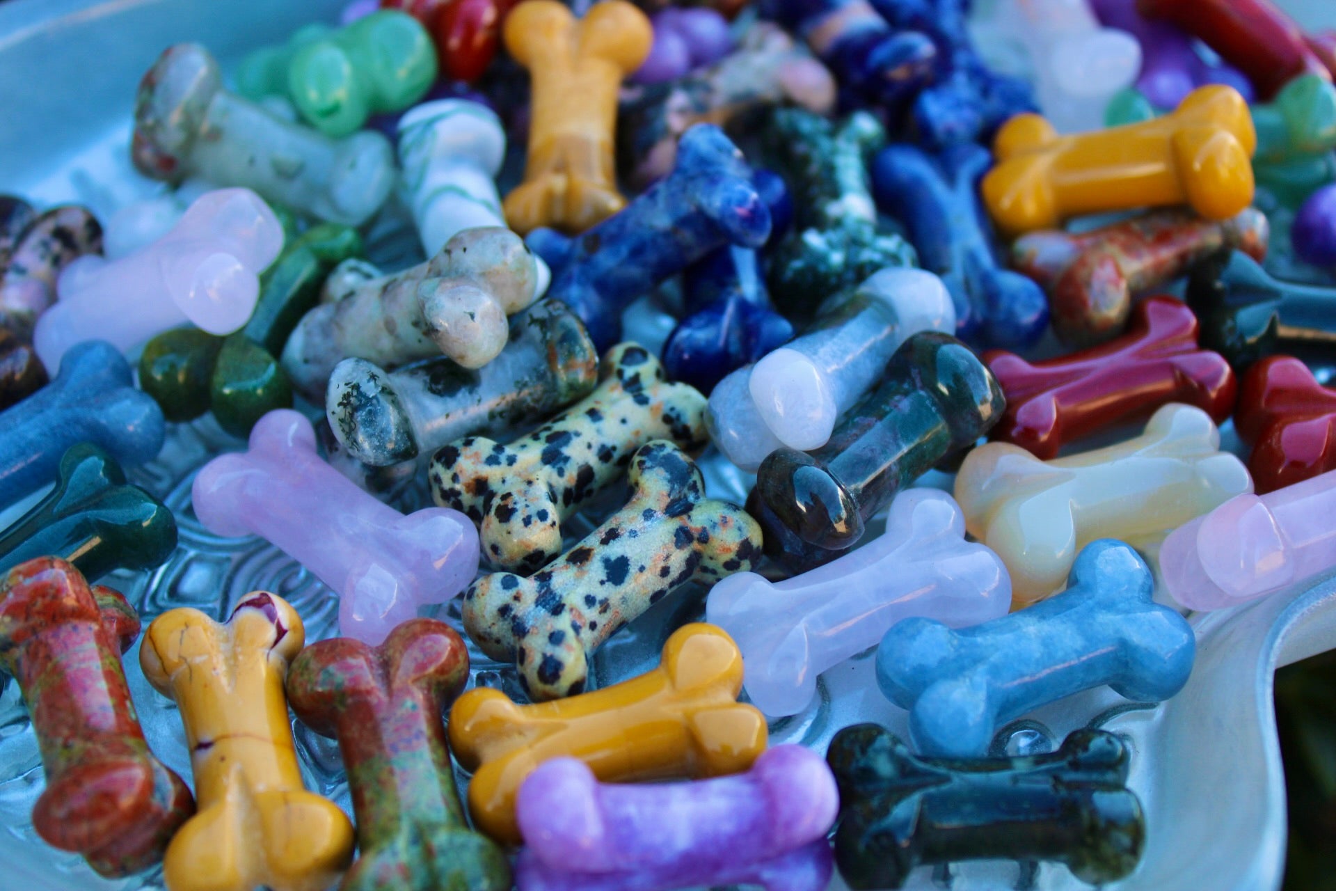 Bone Mini Mixed Crystal Carving