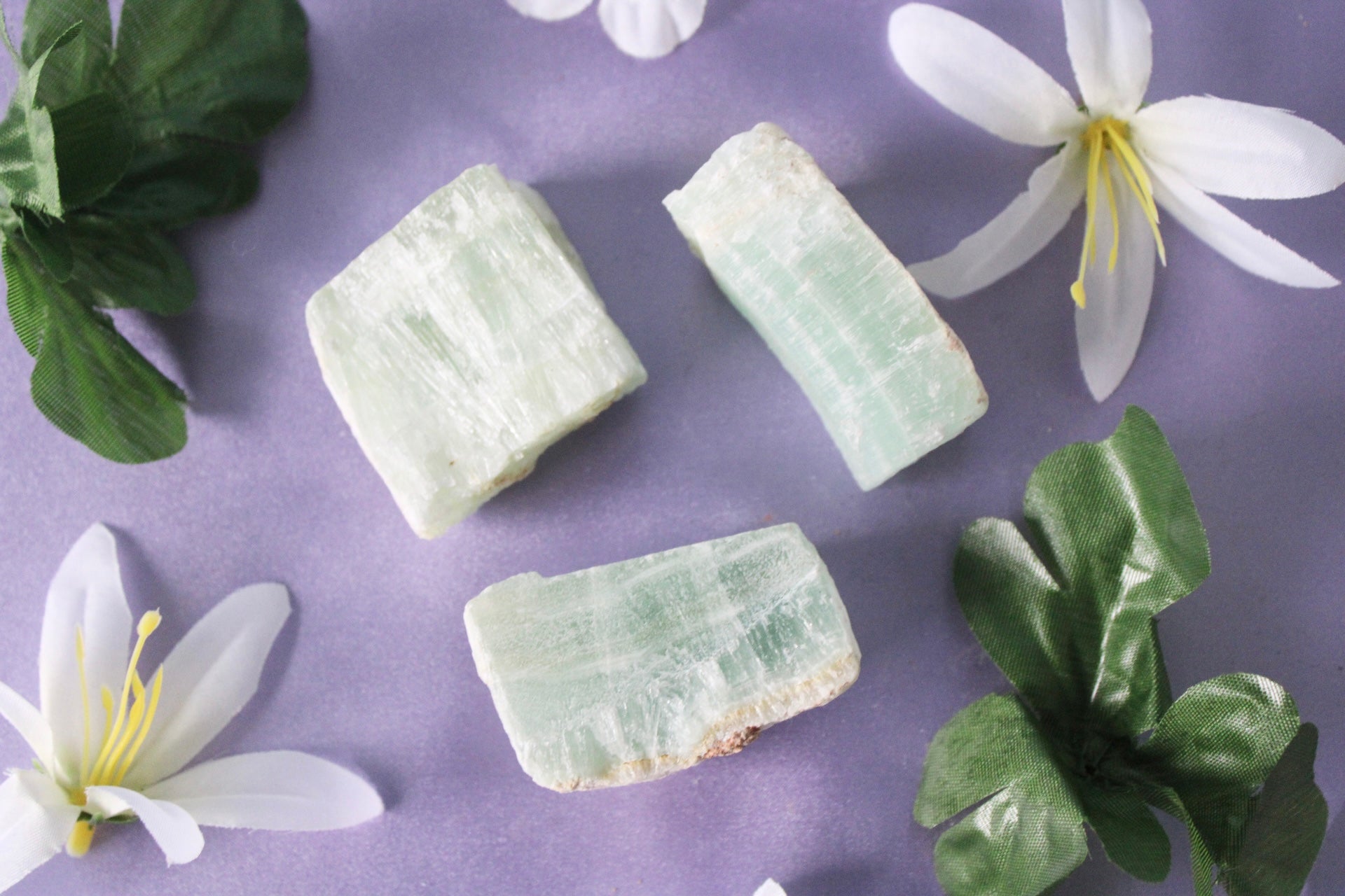 Pistachio/Caribbean green Calcite Raw Stones