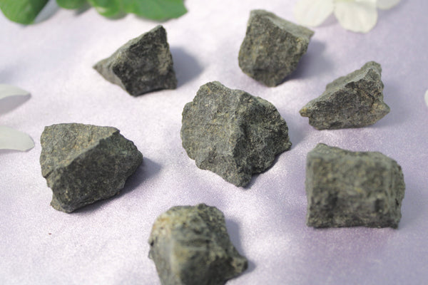 Nuummite Raw Stones